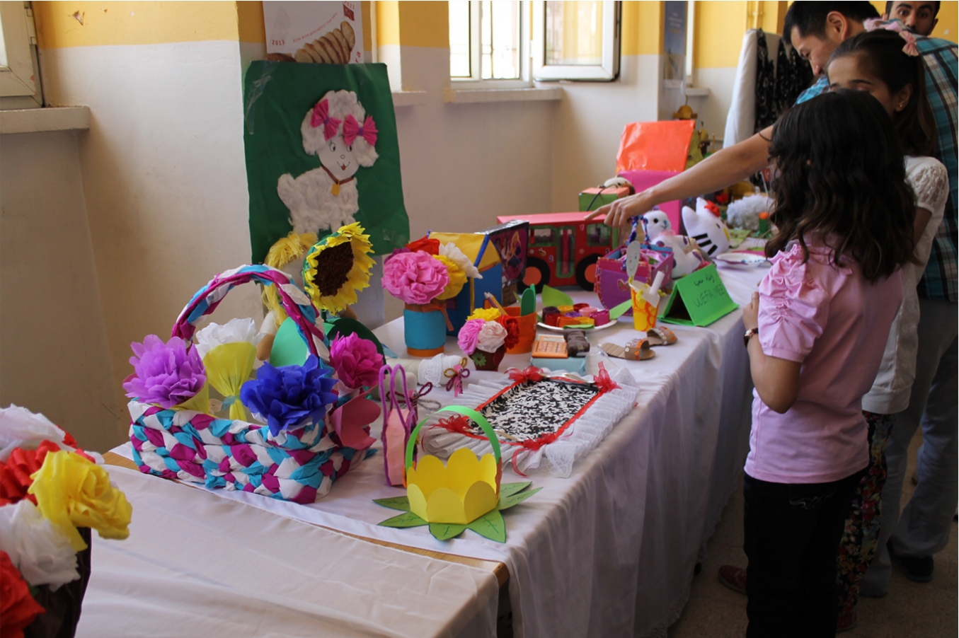 Diyarbakır’da Suriyeli öğrenciler yararına kermes Diyarbakır’da Suriyeli öğrenciler yararına kermes